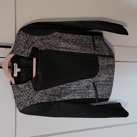 Ellen Tracy Jackets & Blazers - ELLEN TRACY JACKET